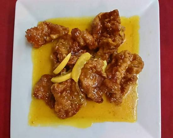 128. Fried Pork Loin in Lemon Sauce (西檸焗肉排)